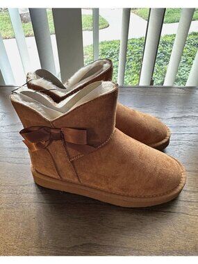 PAWZ Girls Size 2 Chestnut Brown Faux Suede Fur Lined Bow Ankle Boots NWT
